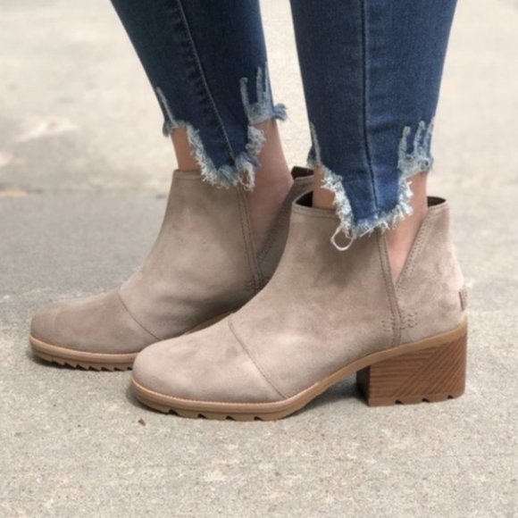 cate cut out bootie